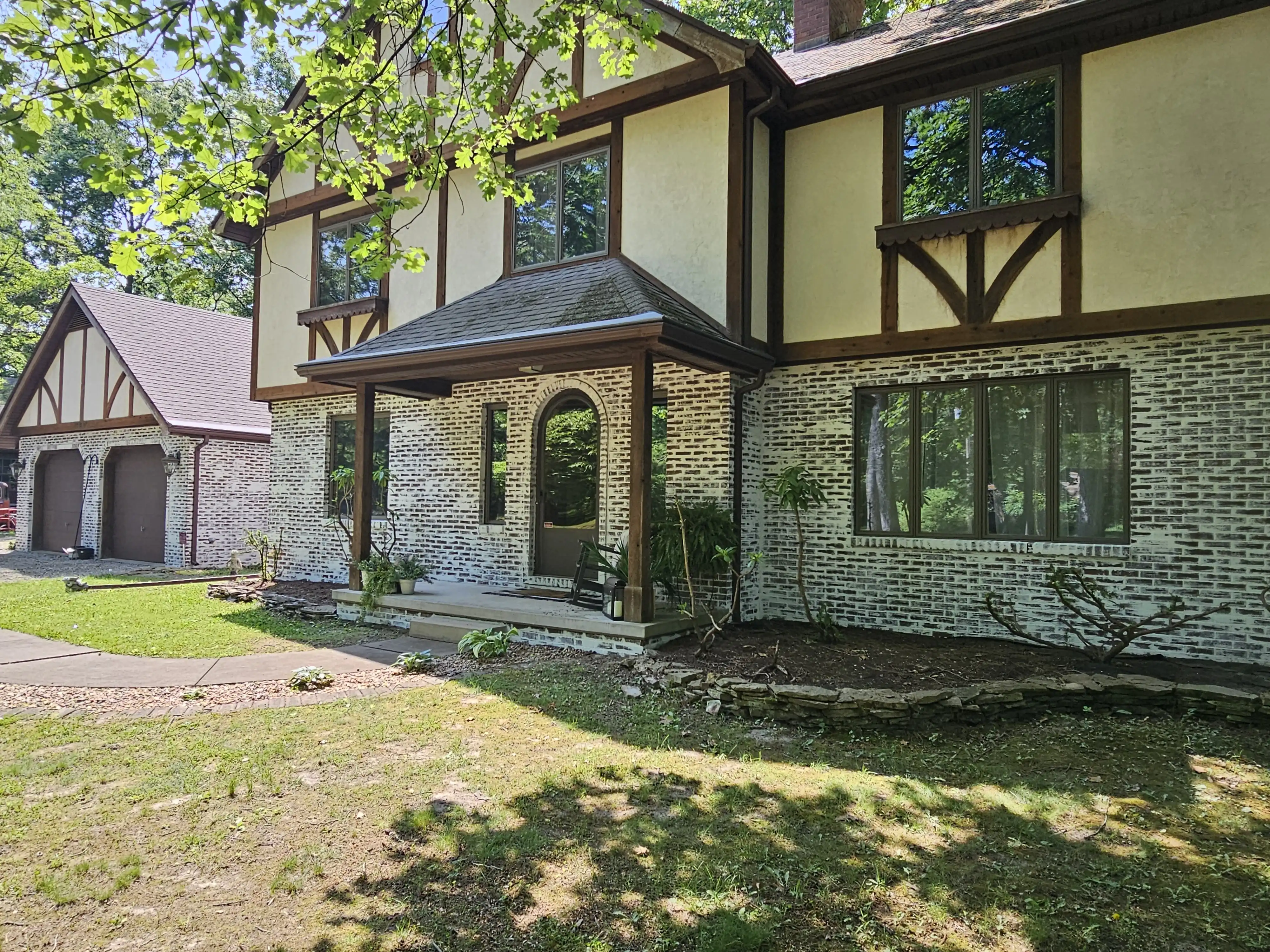 Completed Slurry finish on the brick exterior of the Chicago Slurry Residence